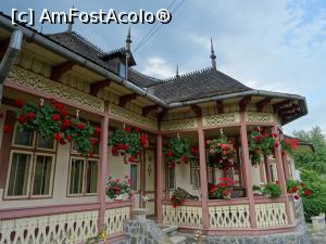 [P19] Casă în Breaza, Prahova.  » foto by tata123 🔱
 - 
<span class="allrVoted glyphicon glyphicon-heart hidden" id="av1002277"></span>
<a class="m-l-10 hidden" id="sv1002277" onclick="voting_Foto_DelVot(,1002277,8246)" role="button">șterge vot <span class="glyphicon glyphicon-remove"></span></a>
<a id="v91002277" class=" c-red"  onclick="voting_Foto_SetVot(1002277)" role="button"><span class="glyphicon glyphicon-heart-empty"></span> <b>LIKE</b> = Votează poza</a> <img class="hidden"  id="f1002277W9" src="/imagini/loader.gif" border="0" /><span class="AjErrMes hidden" id="e1002277ErM"></span>