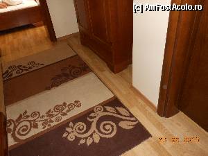 [P34] Hotel Septimia Wellness & Spa - Odorheiu Secuiesc, covoraşul în tonuri asortate aflat pe hol.  » foto by iulianic
 - 
<span class="allrVoted glyphicon glyphicon-heart hidden" id="av404128"></span>
<a class="m-l-10 hidden" id="sv404128" onclick="voting_Foto_DelVot(,404128,8264)" role="button">șterge vot <span class="glyphicon glyphicon-remove"></span></a>
<a id="v9404128" class=" c-red"  onclick="voting_Foto_SetVot(404128)" role="button"><span class="glyphicon glyphicon-heart-empty"></span> <b>LIKE</b> = Votează poza</a> <img class="hidden"  id="f404128W9" src="/imagini/loader.gif" border="0" /><span class="AjErrMes hidden" id="e404128ErM"></span>