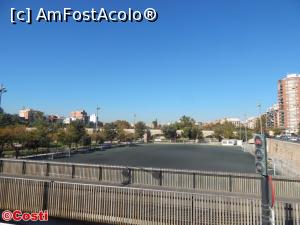 [P12] Un teren de fotbal în grădinile Turia » foto by Costi
 - 
<span class="allrVoted glyphicon glyphicon-heart hidden" id="av926973"></span>
<a class="m-l-10 hidden" id="sv926973" onclick="voting_Foto_DelVot(,926973,8268)" role="button">șterge vot <span class="glyphicon glyphicon-remove"></span></a>
<a id="v9926973" class=" c-red"  onclick="voting_Foto_SetVot(926973)" role="button"><span class="glyphicon glyphicon-heart-empty"></span> <b>LIKE</b> = Votează poza</a> <img class="hidden"  id="f926973W9" src="/imagini/loader.gif" border="0" /><span class="AjErrMes hidden" id="e926973ErM"></span>