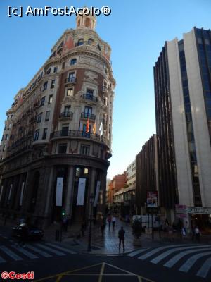 [P02] Sediul Banco de Valencia, imagine emblematică a orașului » foto by Costi
 - 
<span class="allrVoted glyphicon glyphicon-heart hidden" id="av926954"></span>
<a class="m-l-10 hidden" id="sv926954" onclick="voting_Foto_DelVot(,926954,8268)" role="button">șterge vot <span class="glyphicon glyphicon-remove"></span></a>
<a id="v9926954" class=" c-red"  onclick="voting_Foto_SetVot(926954)" role="button"><span class="glyphicon glyphicon-heart-empty"></span> <b>LIKE</b> = Votează poza</a> <img class="hidden"  id="f926954W9" src="/imagini/loader.gif" border="0" /><span class="AjErrMes hidden" id="e926954ErM"></span>