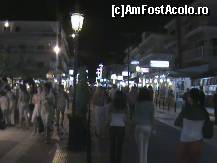 [P13] Mergerea la cumparaturi a turistilor in timpul noptii este cea desa activitate a turistilor » foto by D@vid
 - 
<span class="allrVoted glyphicon glyphicon-heart hidden" id="av87277"></span>
<a class="m-l-10 hidden" id="sv87277" onclick="voting_Foto_DelVot(,87277,8273)" role="button">șterge vot <span class="glyphicon glyphicon-remove"></span></a>
<a id="v987277" class=" c-red"  onclick="voting_Foto_SetVot(87277)" role="button"><span class="glyphicon glyphicon-heart-empty"></span> <b>LIKE</b> = Votează poza</a> <img class="hidden"  id="f87277W9" src="/imagini/loader.gif" border="0" /><span class="AjErrMes hidden" id="e87277ErM"></span>