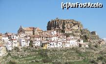 [P04] Ares, o localitate spaniolă aflată la baza unei stânci care câmdva găzduia un castel măteţ. » foto by bose
 - 
<span class="allrVoted glyphicon glyphicon-heart hidden" id="av178377"></span>
<a class="m-l-10 hidden" id="sv178377" onclick="voting_Foto_DelVot(,178377,8303)" role="button">șterge vot <span class="glyphicon glyphicon-remove"></span></a>
<a id="v9178377" class=" c-red"  onclick="voting_Foto_SetVot(178377)" role="button"><span class="glyphicon glyphicon-heart-empty"></span> <b>LIKE</b> = Votează poza</a> <img class="hidden"  id="f178377W9" src="/imagini/loader.gif" border="0" /><span class="AjErrMes hidden" id="e178377ErM"></span>