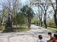 [P38] Giurgiu - Bustul lui Mihai Eminescu în Parcul Alei.  » foto by iulianic
 - 
<span class="allrVoted glyphicon glyphicon-heart hidden" id="av413250"></span>
<a class="m-l-10 hidden" id="sv413250" onclick="voting_Foto_DelVot(,413250,8317)" role="button">șterge vot <span class="glyphicon glyphicon-remove"></span></a>
<a id="v9413250" class=" c-red"  onclick="voting_Foto_SetVot(413250)" role="button"><span class="glyphicon glyphicon-heart-empty"></span> <b>LIKE</b> = Votează poza</a> <img class="hidden"  id="f413250W9" src="/imagini/loader.gif" border="0" /><span class="AjErrMes hidden" id="e413250ErM"></span>