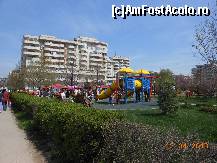 [P05] Giurgiu - Parcul Mihai Viteazul, locuri de joacă pentru copii.  » foto by iulianic
 - 
<span class="allrVoted glyphicon glyphicon-heart hidden" id="av413217"></span>
<a class="m-l-10 hidden" id="sv413217" onclick="voting_Foto_DelVot(,413217,8317)" role="button">șterge vot <span class="glyphicon glyphicon-remove"></span></a>
<a id="v9413217" class=" c-red"  onclick="voting_Foto_SetVot(413217)" role="button"><span class="glyphicon glyphicon-heart-empty"></span> <b>LIKE</b> = Votează poza</a> <img class="hidden"  id="f413217W9" src="/imagini/loader.gif" border="0" /><span class="AjErrMes hidden" id="e413217ErM"></span>