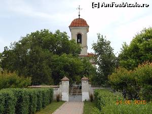 [P04] Herăşti - Biserica ctitorie a doamnei Elina şi a fraţilor ei.  » foto by iulianic
 - 
<span class="allrVoted glyphicon glyphicon-heart hidden" id="av620286"></span>
<a class="m-l-10 hidden" id="sv620286" onclick="voting_Foto_DelVot(,620286,8317)" role="button">șterge vot <span class="glyphicon glyphicon-remove"></span></a>
<a id="v9620286" class=" c-red"  onclick="voting_Foto_SetVot(620286)" role="button"><span class="glyphicon glyphicon-heart-empty"></span> <b>LIKE</b> = Votează poza</a> <img class="hidden"  id="f620286W9" src="/imagini/loader.gif" border="0" /><span class="AjErrMes hidden" id="e620286ErM"></span>