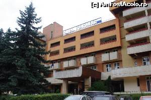 [P01] Intrarea in hotel » foto by cdiana
 - 
<span class="allrVoted glyphicon glyphicon-heart hidden" id="av535418"></span>
<a class="m-l-10 hidden" id="sv535418" onclick="voting_Foto_DelVot(,535418,8328)" role="button">șterge vot <span class="glyphicon glyphicon-remove"></span></a>
<a id="v9535418" class=" c-red"  onclick="voting_Foto_SetVot(535418)" role="button"><span class="glyphicon glyphicon-heart-empty"></span> <b>LIKE</b> = Votează poza</a> <img class="hidden"  id="f535418W9" src="/imagini/loader.gif" border="0" /><span class="AjErrMes hidden" id="e535418ErM"></span>