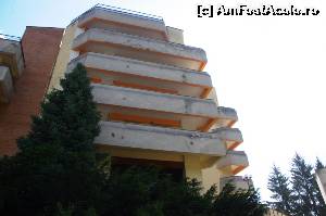 [P23] Hotelul vazut din lateral » foto by cdiana
 - 
<span class="allrVoted glyphicon glyphicon-heart hidden" id="av535447"></span>
<a class="m-l-10 hidden" id="sv535447" onclick="voting_Foto_DelVot(,535447,8328)" role="button">șterge vot <span class="glyphicon glyphicon-remove"></span></a>
<a id="v9535447" class=" c-red"  onclick="voting_Foto_SetVot(535447)" role="button"><span class="glyphicon glyphicon-heart-empty"></span> <b>LIKE</b> = Votează poza</a> <img class="hidden"  id="f535447W9" src="/imagini/loader.gif" border="0" /><span class="AjErrMes hidden" id="e535447ErM"></span>