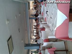 [P13] La masa » foto by delo
 - 
<span class="allrVoted glyphicon glyphicon-heart hidden" id="av551666"></span>
<a class="m-l-10 hidden" id="sv551666" onclick="voting_Foto_DelVot(,551666,8330)" role="button">șterge vot <span class="glyphicon glyphicon-remove"></span></a>
<a id="v9551666" class=" c-red"  onclick="voting_Foto_SetVot(551666)" role="button"><span class="glyphicon glyphicon-heart-empty"></span> <b>LIKE</b> = Votează poza</a> <img class="hidden"  id="f551666W9" src="/imagini/loader.gif" border="0" /><span class="AjErrMes hidden" id="e551666ErM"></span>