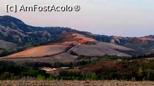 [P27] pe drumul de întoarcere de la San Gimignano » foto by k-lator
 - 
<span class="allrVoted glyphicon glyphicon-heart hidden" id="av1395393"></span>
<a class="m-l-10 hidden" id="sv1395393" onclick="voting_Foto_DelVot(,1395393,8341)" role="button">șterge vot <span class="glyphicon glyphicon-remove"></span></a>
<a id="v91395393" class=" c-red"  onclick="voting_Foto_SetVot(1395393)" role="button"><span class="glyphicon glyphicon-heart-empty"></span> <b>LIKE</b> = Votează poza</a> <img class="hidden"  id="f1395393W9" src="/imagini/loader.gif" border="0" /><span class="AjErrMes hidden" id="e1395393ErM"></span>