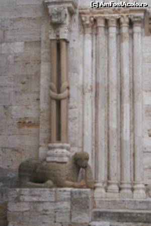 [P14] San Quirico - Collegiata » foto by Carmen Ion
 - 
<span class="allrVoted glyphicon glyphicon-heart hidden" id="av589496"></span>
<a class="m-l-10 hidden" id="sv589496" onclick="voting_Foto_DelVot(,589496,8341)" role="button">șterge vot <span class="glyphicon glyphicon-remove"></span></a>
<a id="v9589496" class=" c-red"  onclick="voting_Foto_SetVot(589496)" role="button"><span class="glyphicon glyphicon-heart-empty"></span> <b>LIKE</b> = Votează poza</a> <img class="hidden"  id="f589496W9" src="/imagini/loader.gif" border="0" /><span class="AjErrMes hidden" id="e589496ErM"></span>