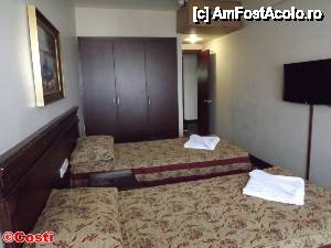 [P09] O imagine de ansamblu a camerei în care am stat la hotelul Kecik » foto by Costi
 - 
<span class="allrVoted glyphicon glyphicon-heart hidden" id="av418539"></span>
<a class="m-l-10 hidden" id="sv418539" onclick="voting_Foto_DelVot(,418539,8357)" role="button">șterge vot <span class="glyphicon glyphicon-remove"></span></a>
<a id="v9418539" class=" c-red"  onclick="voting_Foto_SetVot(418539)" role="button"><span class="glyphicon glyphicon-heart-empty"></span> <b>LIKE</b> = Votează poza</a> <img class="hidden"  id="f418539W9" src="/imagini/loader.gif" border="0" /><span class="AjErrMes hidden" id="e418539ErM"></span>