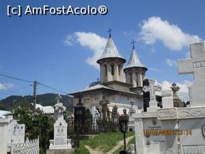 [P08] Biserica monument istoric » foto by elviramvio
 - 
<span class="allrVoted glyphicon glyphicon-heart hidden" id="av763330"></span>
<a class="m-l-10 hidden" id="sv763330" onclick="voting_Foto_DelVot(,763330,8368)" role="button">șterge vot <span class="glyphicon glyphicon-remove"></span></a>
<a id="v9763330" class=" c-red"  onclick="voting_Foto_SetVot(763330)" role="button"><span class="glyphicon glyphicon-heart-empty"></span> <b>LIKE</b> = Votează poza</a> <img class="hidden"  id="f763330W9" src="/imagini/loader.gif" border="0" /><span class="AjErrMes hidden" id="e763330ErM"></span>