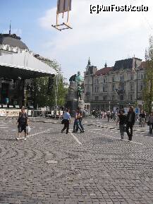 [P06] Ljubljana, Presernov Trg » foto by ANAMA
 - 
<span class="allrVoted glyphicon glyphicon-heart hidden" id="av181676"></span>
<a class="m-l-10 hidden" id="sv181676" onclick="voting_Foto_DelVot(,181676,8382)" role="button">șterge vot <span class="glyphicon glyphicon-remove"></span></a>
<a id="v9181676" class=" c-red"  onclick="voting_Foto_SetVot(181676)" role="button"><span class="glyphicon glyphicon-heart-empty"></span> <b>LIKE</b> = Votează poza</a> <img class="hidden"  id="f181676W9" src="/imagini/loader.gif" border="0" /><span class="AjErrMes hidden" id="e181676ErM"></span>