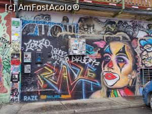 [P74] Metelkova City » foto by crismis
 - 
<span class="allrVoted glyphicon glyphicon-heart hidden" id="av1371139"></span>
<a class="m-l-10 hidden" id="sv1371139" onclick="voting_Foto_DelVot(,1371139,8382)" role="button">șterge vot <span class="glyphicon glyphicon-remove"></span></a>
<a id="v91371139" class=" c-red"  onclick="voting_Foto_SetVot(1371139)" role="button"><span class="glyphicon glyphicon-heart-empty"></span> <b>LIKE</b> = Votează poza</a> <img class="hidden"  id="f1371139W9" src="/imagini/loader.gif" border="0" /><span class="AjErrMes hidden" id="e1371139ErM"></span>