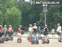 [P08] nu este hop on hop off...e segway tour, foarte interesant, vreo cateva ore se plimbau prin washington » foto by ca_an_
 - 
<span class="allrVoted glyphicon glyphicon-heart hidden" id="av20118"></span>
<a class="m-l-10 hidden" id="sv20118" onclick="voting_Foto_DelVot(,20118,8408)" role="button">șterge vot <span class="glyphicon glyphicon-remove"></span></a>
<a id="v920118" class=" c-red"  onclick="voting_Foto_SetVot(20118)" role="button"><span class="glyphicon glyphicon-heart-empty"></span> <b>LIKE</b> = Votează poza</a> <img class="hidden"  id="f20118W9" src="/imagini/loader.gif" border="0" /><span class="AjErrMes hidden" id="e20118ErM"></span>