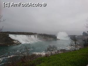 [P04] Cascada Niagara, vedere dinspre teritoriul canadian.  » foto by Dym57
 - 
<span class="allrVoted glyphicon glyphicon-heart hidden" id="av1069854"></span>
<a class="m-l-10 hidden" id="sv1069854" onclick="voting_Foto_DelVot(,1069854,8408)" role="button">șterge vot <span class="glyphicon glyphicon-remove"></span></a>
<a id="v91069854" class=" c-red"  onclick="voting_Foto_SetVot(1069854)" role="button"><span class="glyphicon glyphicon-heart-empty"></span> <b>LIKE</b> = Votează poza</a> <img class="hidden"  id="f1069854W9" src="/imagini/loader.gif" border="0" /><span class="AjErrMes hidden" id="e1069854ErM"></span>