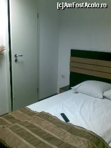 [P04] Vedere de langa dulap, inspre baie. » foto by ramonav23
 - 
<span class="allrVoted glyphicon glyphicon-heart hidden" id="av181795"></span>
<a class="m-l-10 hidden" id="sv181795" onclick="voting_Foto_DelVot(,181795,8418)" role="button">șterge vot <span class="glyphicon glyphicon-remove"></span></a>
<a id="v9181795" class=" c-red"  onclick="voting_Foto_SetVot(181795)" role="button"><span class="glyphicon glyphicon-heart-empty"></span> <b>LIKE</b> = Votează poza</a> <img class="hidden"  id="f181795W9" src="/imagini/loader.gif" border="0" /><span class="AjErrMes hidden" id="e181795ErM"></span>