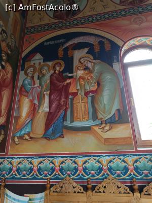 [P49] Mănăstirea Bănceni, Biserica „Acoperământul Maicii Domnului”, Scena „Întâmpinarea Domnului” („Prezentarea lui Iisus la Templu”) » foto by mprofeanu
 - 
<span class="allrVoted glyphicon glyphicon-heart hidden" id="av1504235"></span>
<a class="m-l-10 hidden" id="sv1504235" onclick="voting_Foto_DelVot(,1504235,8421)" role="button">șterge vot <span class="glyphicon glyphicon-remove"></span></a>
<a id="v91504235" class=" c-red"  onclick="voting_Foto_SetVot(1504235)" role="button"><span class="glyphicon glyphicon-heart-empty"></span> <b>LIKE</b> = Votează poza</a> <img class="hidden"  id="f1504235W9" src="/imagini/loader.gif" border="0" /><span class="AjErrMes hidden" id="e1504235ErM"></span>