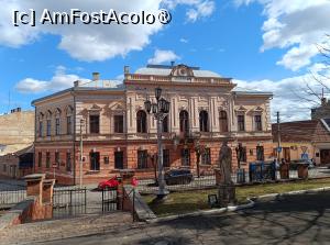 [P10] Cernăuți, Casa Poporului Ucrainean pozată din curtea Biserici Armenești, poză micșorată » foto by mprofeanu
 - 
<span class="allrVoted glyphicon glyphicon-heart hidden" id="av1507602"></span>
<a class="m-l-10 hidden" id="sv1507602" onclick="voting_Foto_DelVot(,1507602,8421)" role="button">șterge vot <span class="glyphicon glyphicon-remove"></span></a>
<a id="v91507602" class=" c-red"  onclick="voting_Foto_SetVot(1507602)" role="button"><span class="glyphicon glyphicon-heart-empty"></span> <b>LIKE</b> = Votează poza</a> <img class="hidden"  id="f1507602W9" src="/imagini/loader.gif" border="0" /><span class="AjErrMes hidden" id="e1507602ErM"></span>