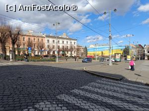 [P25] Cernăuți, Piața Centrală » foto by mprofeanu
 - 
<span class="allrVoted glyphicon glyphicon-heart hidden" id="av1507617"></span>
<a class="m-l-10 hidden" id="sv1507617" onclick="voting_Foto_DelVot(,1507617,8421)" role="button">șterge vot <span class="glyphicon glyphicon-remove"></span></a>
<a id="v91507617" class=" c-red"  onclick="voting_Foto_SetVot(1507617)" role="button"><span class="glyphicon glyphicon-heart-empty"></span> <b>LIKE</b> = Votează poza</a> <img class="hidden"  id="f1507617W9" src="/imagini/loader.gif" border="0" /><span class="AjErrMes hidden" id="e1507617ErM"></span>