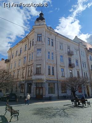 [P06] Cernăuți, Strada Kobylyans’koi, Centrul de literatură Paul Celan » foto by mprofeanu
 - 
<span class="allrVoted glyphicon glyphicon-heart hidden" id="av1507598"></span>
<a class="m-l-10 hidden" id="sv1507598" onclick="voting_Foto_DelVot(,1507598,8421)" role="button">șterge vot <span class="glyphicon glyphicon-remove"></span></a>
<a id="v91507598" class=" c-red"  onclick="voting_Foto_SetVot(1507598)" role="button"><span class="glyphicon glyphicon-heart-empty"></span> <b>LIKE</b> = Votează poza</a> <img class="hidden"  id="f1507598W9" src="/imagini/loader.gif" border="0" /><span class="AjErrMes hidden" id="e1507598ErM"></span>