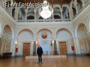 [P63] Cernăuți, Universitatea Națională „Iuri Fedkovici”, Rectoratul, la etaj, Sala de Marmură fostă Sinodială, superbă, poză micșorată.... » foto by mprofeanu
 - 
<span class="allrVoted glyphicon glyphicon-heart hidden" id="av1507655"></span>
<a class="m-l-10 hidden" id="sv1507655" onclick="voting_Foto_DelVot(,1507655,8421)" role="button">șterge vot <span class="glyphicon glyphicon-remove"></span></a>
<a id="v91507655" class=" c-red"  onclick="voting_Foto_SetVot(1507655)" role="button"><span class="glyphicon glyphicon-heart-empty"></span> <b>LIKE</b> = Votează poza</a> <img class="hidden"  id="f1507655W9" src="/imagini/loader.gif" border="0" /><span class="AjErrMes hidden" id="e1507655ErM"></span>