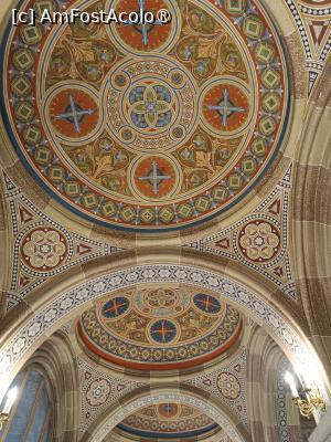 [P73] Cernăuți, Universitatea Națională „Iuri Fedkovici”, Biserica „Sf. Trei Ierarhi”, interior » foto by mprofeanu
 - 
<span class="allrVoted glyphicon glyphicon-heart hidden" id="av1507665"></span>
<a class="m-l-10 hidden" id="sv1507665" onclick="voting_Foto_DelVot(,1507665,8421)" role="button">șterge vot <span class="glyphicon glyphicon-remove"></span></a>
<a id="v91507665" class=" c-red"  onclick="voting_Foto_SetVot(1507665)" role="button"><span class="glyphicon glyphicon-heart-empty"></span> <b>LIKE</b> = Votează poza</a> <img class="hidden"  id="f1507665W9" src="/imagini/loader.gif" border="0" /><span class="AjErrMes hidden" id="e1507665ErM"></span>