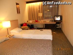 [P09] Ungaria-Budapesta - Hotel Mercure Budapest Buda, camera noastra » foto by Diaura*
 - 
<span class="allrVoted glyphicon glyphicon-heart hidden" id="av377723"></span>
<a class="m-l-10 hidden" id="sv377723" onclick="voting_Foto_DelVot(,377723,8429)" role="button">șterge vot <span class="glyphicon glyphicon-remove"></span></a>
<a id="v9377723" class=" c-red"  onclick="voting_Foto_SetVot(377723)" role="button"><span class="glyphicon glyphicon-heart-empty"></span> <b>LIKE</b> = Votează poza</a> <img class="hidden"  id="f377723W9" src="/imagini/loader.gif" border="0" /><span class="AjErrMes hidden" id="e377723ErM"></span>