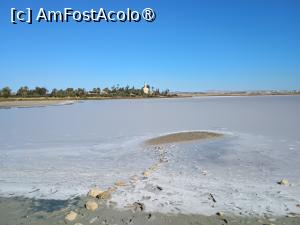[P02] Lacul Sărat, cu moscheea Hala Sultan tekke pe fundal. » foto by Radix7
 - 
<span class="allrVoted glyphicon glyphicon-heart hidden" id="av1482068"></span>
<a class="m-l-10 hidden" id="sv1482068" onclick="voting_Foto_DelVot(,1482068,8430)" role="button">șterge vot <span class="glyphicon glyphicon-remove"></span></a>
<a id="v91482068" class=" c-red"  onclick="voting_Foto_SetVot(1482068)" role="button"><span class="glyphicon glyphicon-heart-empty"></span> <b>LIKE</b> = Votează poza</a> <img class="hidden"  id="f1482068W9" src="/imagini/loader.gif" border="0" /><span class="AjErrMes hidden" id="e1482068ErM"></span>