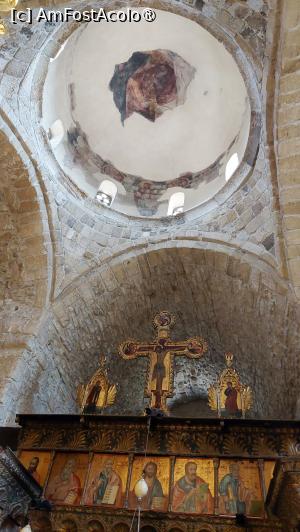 [P24] Biserica Panagia tis Angeloktistis - interiorul » foto by Carmen Ion
 - 
<span class="allrVoted glyphicon glyphicon-heart hidden" id="av1404100"></span>
<a class="m-l-10 hidden" id="sv1404100" onclick="voting_Foto_DelVot(,1404100,8430)" role="button">șterge vot <span class="glyphicon glyphicon-remove"></span></a>
<a id="v91404100" class=" c-red"  onclick="voting_Foto_SetVot(1404100)" role="button"><span class="glyphicon glyphicon-heart-empty"></span> <b>LIKE</b> = Votează poza</a> <img class="hidden"  id="f1404100W9" src="/imagini/loader.gif" border="0" /><span class="AjErrMes hidden" id="e1404100ErM"></span>