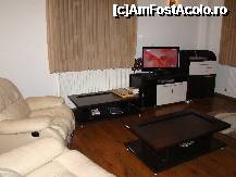 [P17] Partea 'tehnica' - dvd, home cinema ... » foto by rodik
 - 
<span class="allrVoted glyphicon glyphicon-heart hidden" id="av182437"></span>
<a class="m-l-10 hidden" id="sv182437" onclick="voting_Foto_DelVot(,182437,8440)" role="button">șterge vot <span class="glyphicon glyphicon-remove"></span></a>
<a id="v9182437" class=" c-red"  onclick="voting_Foto_SetVot(182437)" role="button"><span class="glyphicon glyphicon-heart-empty"></span> <b>LIKE</b> = Votează poza</a> <img class="hidden"  id="f182437W9" src="/imagini/loader.gif" border="0" /><span class="AjErrMes hidden" id="e182437ErM"></span>