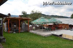 [P23] curtea din spatele pensiunii... pozele de pe site suntutile » foto by cristian pinte
 - 
<span class="allrVoted glyphicon glyphicon-heart hidden" id="av473110"></span>
<a class="m-l-10 hidden" id="sv473110" onclick="voting_Foto_DelVot(,473110,8452)" role="button">șterge vot <span class="glyphicon glyphicon-remove"></span></a>
<a id="v9473110" class=" c-red"  onclick="voting_Foto_SetVot(473110)" role="button"><span class="glyphicon glyphicon-heart-empty"></span> <b>LIKE</b> = Votează poza</a> <img class="hidden"  id="f473110W9" src="/imagini/loader.gif" border="0" /><span class="AjErrMes hidden" id="e473110ErM"></span>