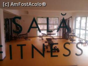 [P08] Sala de fitness » foto by dorgo
 - 
<span class="allrVoted glyphicon glyphicon-heart hidden" id="av816632"></span>
<a class="m-l-10 hidden" id="sv816632" onclick="voting_Foto_DelVot(,816632,8452)" role="button">șterge vot <span class="glyphicon glyphicon-remove"></span></a>
<a id="v9816632" class=" c-red"  onclick="voting_Foto_SetVot(816632)" role="button"><span class="glyphicon glyphicon-heart-empty"></span> <b>LIKE</b> = Votează poza</a> <img class="hidden"  id="f816632W9" src="/imagini/loader.gif" border="0" /><span class="AjErrMes hidden" id="e816632ErM"></span>