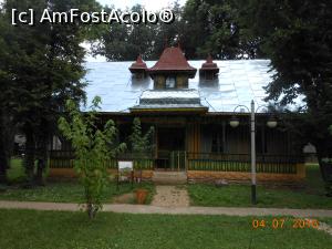 [P25] Muzeul Satului - Salon de dans din Aluniș (Prahova).  » foto by iulianic
 - 
<span class="allrVoted glyphicon glyphicon-heart hidden" id="av802126"></span>
<a class="m-l-10 hidden" id="sv802126" onclick="voting_Foto_DelVot(,802126,8488)" role="button">șterge vot <span class="glyphicon glyphicon-remove"></span></a>
<a id="v9802126" class=" c-red"  onclick="voting_Foto_SetVot(802126)" role="button"><span class="glyphicon glyphicon-heart-empty"></span> <b>LIKE</b> = Votează poza</a> <img class="hidden"  id="f802126W9" src="/imagini/loader.gif" border="0" /><span class="AjErrMes hidden" id="e802126ErM"></span>
