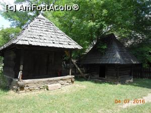 [P49] Muzeul Satului - București.  » foto by iulianic
 - 
<span class="allrVoted glyphicon glyphicon-heart hidden" id="av802150"></span>
<a class="m-l-10 hidden" id="sv802150" onclick="voting_Foto_DelVot(,802150,8488)" role="button">șterge vot <span class="glyphicon glyphicon-remove"></span></a>
<a id="v9802150" class=" c-red"  onclick="voting_Foto_SetVot(802150)" role="button"><span class="glyphicon glyphicon-heart-empty"></span> <b>LIKE</b> = Votează poza</a> <img class="hidden"  id="f802150W9" src="/imagini/loader.gif" border="0" /><span class="AjErrMes hidden" id="e802150ErM"></span>