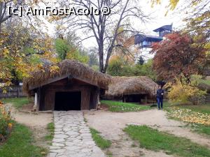 [P24] Muzeul Satului Bucuresti.Bordeiul din Castranova,Olt. » foto by Floria
 - 
<span class="allrVoted glyphicon glyphicon-heart hidden" id="av1218591"></span>
<a class="m-l-10 hidden" id="sv1218591" onclick="voting_Foto_DelVot(,1218591,8488)" role="button">șterge vot <span class="glyphicon glyphicon-remove"></span></a>
<a id="v91218591" class=" c-red"  onclick="voting_Foto_SetVot(1218591)" role="button"><span class="glyphicon glyphicon-heart-empty"></span> <b>LIKE</b> = Votează poza</a> <img class="hidden"  id="f1218591W9" src="/imagini/loader.gif" border="0" /><span class="AjErrMes hidden" id="e1218591ErM"></span>