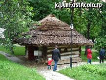 [P22] Bucuresti - Muzeul satului - casuta din Zapodeni, jud.Vaslui » foto by Diaura*
 - 
<span class="allrVoted glyphicon glyphicon-heart hidden" id="av321783"></span>
<a class="m-l-10 hidden" id="sv321783" onclick="voting_Foto_DelVot(,321783,8488)" role="button">șterge vot <span class="glyphicon glyphicon-remove"></span></a>
<a id="v9321783" class=" c-red"  onclick="voting_Foto_SetVot(321783)" role="button"><span class="glyphicon glyphicon-heart-empty"></span> <b>LIKE</b> = Votează poza</a> <img class="hidden"  id="f321783W9" src="/imagini/loader.gif" border="0" /><span class="AjErrMes hidden" id="e321783ErM"></span>