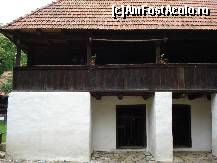 [P05] Bucuresti - Muzeul satulu - casa din  satul Clopotiva, jud.Hunedoara » foto by Diaura*
 - 
<span class="allrVoted glyphicon glyphicon-heart hidden" id="av321755"></span>
<a class="m-l-10 hidden" id="sv321755" onclick="voting_Foto_DelVot(,321755,8488)" role="button">șterge vot <span class="glyphicon glyphicon-remove"></span></a>
<a id="v9321755" class=" c-red"  onclick="voting_Foto_SetVot(321755)" role="button"><span class="glyphicon glyphicon-heart-empty"></span> <b>LIKE</b> = Votează poza</a> <img class="hidden"  id="f321755W9" src="/imagini/loader.gif" border="0" /><span class="AjErrMes hidden" id="e321755ErM"></span>