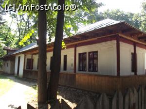 [P46] Muzeul Satului - Gospodarie sec XX, Afumati, Ilfov » foto by mishu
 - 
<span class="allrVoted glyphicon glyphicon-heart hidden" id="av803394"></span>
<a class="m-l-10 hidden" id="sv803394" onclick="voting_Foto_DelVot(,803394,8488)" role="button">șterge vot <span class="glyphicon glyphicon-remove"></span></a>
<a id="v9803394" class=" c-red"  onclick="voting_Foto_SetVot(803394)" role="button"><span class="glyphicon glyphicon-heart-empty"></span> <b>LIKE</b> = Votează poza</a> <img class="hidden"  id="f803394W9" src="/imagini/loader.gif" border="0" /><span class="AjErrMes hidden" id="e803394ErM"></span>