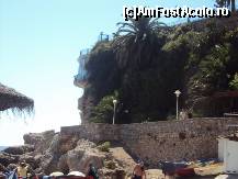 [P27] 24. Și ”Balconul Europei” văzut de pe plajă.  » foto by msnd
 - 
<span class="allrVoted glyphicon glyphicon-heart hidden" id="av499240"></span>
<a class="m-l-10 hidden" id="sv499240" onclick="voting_Foto_DelVot(,499240,8504)" role="button">șterge vot <span class="glyphicon glyphicon-remove"></span></a>
<a id="v9499240" class=" c-red"  onclick="voting_Foto_SetVot(499240)" role="button"><span class="glyphicon glyphicon-heart-empty"></span> <b>LIKE</b> = Votează poza</a> <img class="hidden"  id="f499240W9" src="/imagini/loader.gif" border="0" /><span class="AjErrMes hidden" id="e499240ErM"></span>