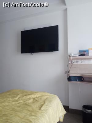 [P02] Camera Hotel Ralitsa Deluxe » foto by dan_is
 - 
<span class="allrVoted glyphicon glyphicon-heart hidden" id="av1093087"></span>
<a class="m-l-10 hidden" id="sv1093087" onclick="voting_Foto_DelVot(,1093087,8536)" role="button">șterge vot <span class="glyphicon glyphicon-remove"></span></a>
<a id="v91093087" class=" c-red"  onclick="voting_Foto_SetVot(1093087)" role="button"><span class="glyphicon glyphicon-heart-empty"></span> <b>LIKE</b> = Votează poza</a> <img class="hidden"  id="f1093087W9" src="/imagini/loader.gif" border="0" /><span class="AjErrMes hidden" id="e1093087ErM"></span>