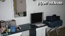 [P03] Ilio Mare Beach Hotel - in camera combina muzicala, LCD, sub el se afla mini-frigiderul » foto by danoradea
 - 
<span class="allrVoted glyphicon glyphicon-heart hidden" id="av212253"></span>
<a class="m-l-10 hidden" id="sv212253" onclick="voting_Foto_DelVot(,212253,8547)" role="button">șterge vot <span class="glyphicon glyphicon-remove"></span></a>
<a id="v9212253" class=" c-red"  onclick="voting_Foto_SetVot(212253)" role="button"><span class="glyphicon glyphicon-heart-empty"></span> <b>LIKE</b> = Votează poza</a> <img class="hidden"  id="f212253W9" src="/imagini/loader.gif" border="0" /><span class="AjErrMes hidden" id="e212253ErM"></span>