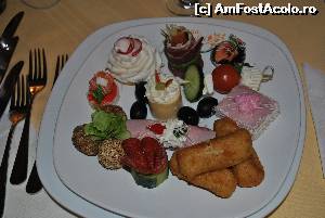 [P01] Aperitivul de la cina festiva » foto by anema*
 - 
<span class="allrVoted glyphicon glyphicon-heart hidden" id="av526036"></span>
<a class="m-l-10 hidden" id="sv526036" onclick="voting_Foto_DelVot(,526036,8551)" role="button">șterge vot <span class="glyphicon glyphicon-remove"></span></a>
<a id="v9526036" class=" c-red"  onclick="voting_Foto_SetVot(526036)" role="button"><span class="glyphicon glyphicon-heart-empty"></span> <b>LIKE</b> = Votează poza</a> <img class="hidden"  id="f526036W9" src="/imagini/loader.gif" border="0" /><span class="AjErrMes hidden" id="e526036ErM"></span>