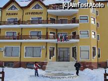 [P01] Intrarea in hotelul Poiana Izvorului » foto by dananecula
 - 
<span class="allrVoted glyphicon glyphicon-heart hidden" id="av185874"></span>
<a class="m-l-10 hidden" id="sv185874" onclick="voting_Foto_DelVot(,185874,8551)" role="button">șterge vot <span class="glyphicon glyphicon-remove"></span></a>
<a id="v9185874" class=" c-red"  onclick="voting_Foto_SetVot(185874)" role="button"><span class="glyphicon glyphicon-heart-empty"></span> <b>LIKE</b> = Votează poza</a> <img class="hidden"  id="f185874W9" src="/imagini/loader.gif" border="0" /><span class="AjErrMes hidden" id="e185874ErM"></span>
