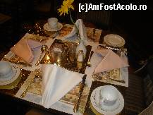 [P12] masa de dimineata ne asteapta. pe servetele sunt imprimate imagini vechi cu hotelul » foto by nicoletass
 - 
<span class="allrVoted glyphicon glyphicon-heart hidden" id="av186307"></span>
<a class="m-l-10 hidden" id="sv186307" onclick="voting_Foto_DelVot(,186307,8564)" role="button">șterge vot <span class="glyphicon glyphicon-remove"></span></a>
<a id="v9186307" class=" c-red"  onclick="voting_Foto_SetVot(186307)" role="button"><span class="glyphicon glyphicon-heart-empty"></span> <b>LIKE</b> = Votează poza</a> <img class="hidden"  id="f186307W9" src="/imagini/loader.gif" border="0" /><span class="AjErrMes hidden" id="e186307ErM"></span>