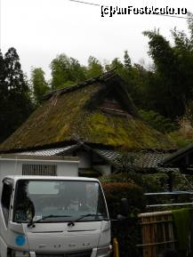 [P117] Casa veche. Zona Arashiyama » foto by TraianS
 - 
<span class="allrVoted glyphicon glyphicon-heart hidden" id="av410988"></span>
<a class="m-l-10 hidden" id="sv410988" onclick="voting_Foto_DelVot(,410988,8571)" role="button">șterge vot <span class="glyphicon glyphicon-remove"></span></a>
<a id="v9410988" class=" c-red"  onclick="voting_Foto_SetVot(410988)" role="button"><span class="glyphicon glyphicon-heart-empty"></span> <b>LIKE</b> = Votează poza</a> <img class="hidden"  id="f410988W9" src="/imagini/loader.gif" border="0" /><span class="AjErrMes hidden" id="e410988ErM"></span>