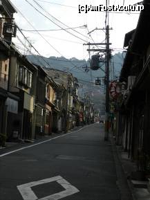[P24] La deal inspre Kiyomizu-dera, din statia Gojozaka.  » foto by TraianS
 - 
<span class="allrVoted glyphicon glyphicon-heart hidden" id="av410886"></span>
<a class="m-l-10 hidden" id="sv410886" onclick="voting_Foto_DelVot(,410886,8571)" role="button">șterge vot <span class="glyphicon glyphicon-remove"></span></a>
<a id="v9410886" class=" c-red"  onclick="voting_Foto_SetVot(410886)" role="button"><span class="glyphicon glyphicon-heart-empty"></span> <b>LIKE</b> = Votează poza</a> <img class="hidden"  id="f410886W9" src="/imagini/loader.gif" border="0" /><span class="AjErrMes hidden" id="e410886ErM"></span>