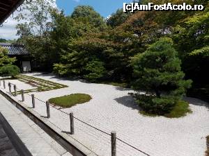 [P56] Kyoto, Templul Tenjuan, Grădina de piatră, din est » foto by mprofeanu
 - 
<span class="allrVoted glyphicon glyphicon-heart hidden" id="av705405"></span>
<a class="m-l-10 hidden" id="sv705405" onclick="voting_Foto_DelVot(,705405,8571)" role="button">șterge vot <span class="glyphicon glyphicon-remove"></span></a>
<a id="v9705405" class=" c-red"  onclick="voting_Foto_SetVot(705405)" role="button"><span class="glyphicon glyphicon-heart-empty"></span> <b>LIKE</b> = Votează poza</a> <img class="hidden"  id="f705405W9" src="/imagini/loader.gif" border="0" /><span class="AjErrMes hidden" id="e705405ErM"></span>