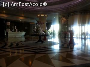 [P31] sala modesta de primire in hotel... la care nicio gazda nu te intampina » foto by gioko
 - 
<span class="allrVoted glyphicon glyphicon-heart hidden" id="av922999"></span>
<a class="m-l-10 hidden" id="sv922999" onclick="voting_Foto_DelVot(,922999,8572)" role="button">șterge vot <span class="glyphicon glyphicon-remove"></span></a>
<a id="v9922999" class=" c-red"  onclick="voting_Foto_SetVot(922999)" role="button"><span class="glyphicon glyphicon-heart-empty"></span> <b>LIKE</b> = Votează poza</a> <img class="hidden"  id="f922999W9" src="/imagini/loader.gif" border="0" /><span class="AjErrMes hidden" id="e922999ErM"></span>