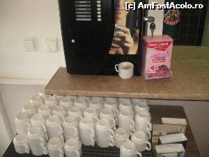 [P12] La micul dejun aveai un sistem de 'self-service' doar la cafea » foto by dorgo
 - 
<span class="allrVoted glyphicon glyphicon-heart hidden" id="av626288"></span>
<a class="m-l-10 hidden" id="sv626288" onclick="voting_Foto_DelVot(,626288,8580)" role="button">șterge vot <span class="glyphicon glyphicon-remove"></span></a>
<a id="v9626288" class=" c-red"  onclick="voting_Foto_SetVot(626288)" role="button"><span class="glyphicon glyphicon-heart-empty"></span> <b>LIKE</b> = Votează poza</a> <img class="hidden"  id="f626288W9" src="/imagini/loader.gif" border="0" /><span class="AjErrMes hidden" id="e626288ErM"></span>